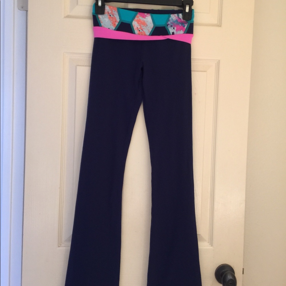 Ivivva by lululemon girls reversible pants